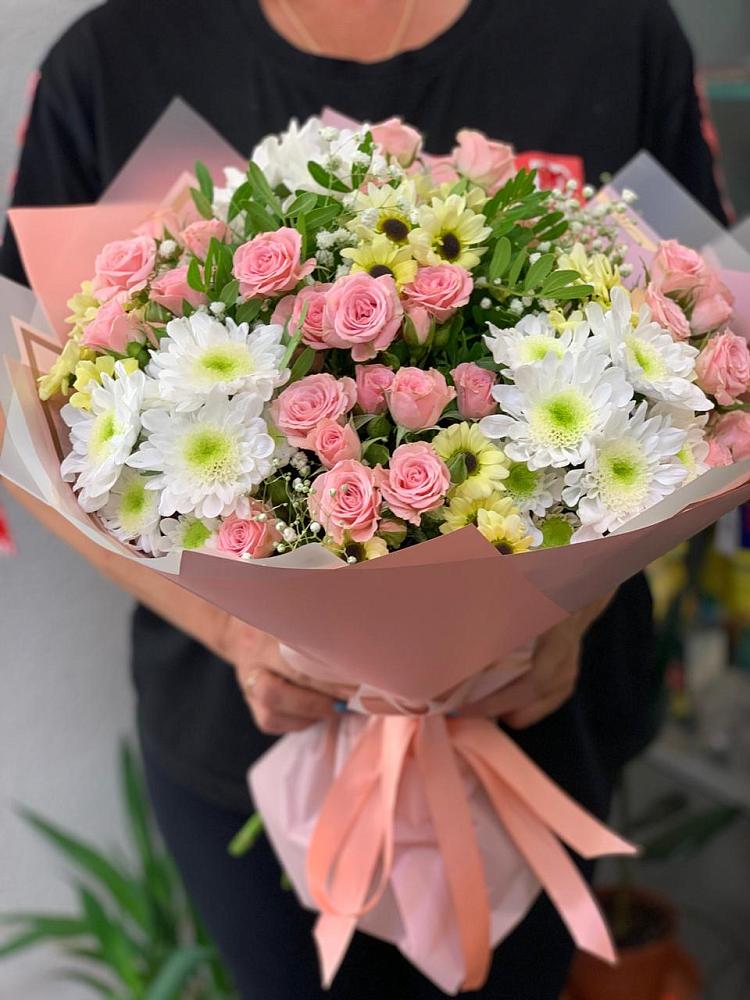 Букет цветов из: Розы и Хризантемы в Арсеньеве
