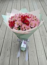 Букет цветов из:  Альстромерии #REPLACE_PRED# Арсеньеве