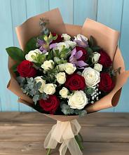 Букет цветов из:  Розы и Альстромерии в Арсеньеве