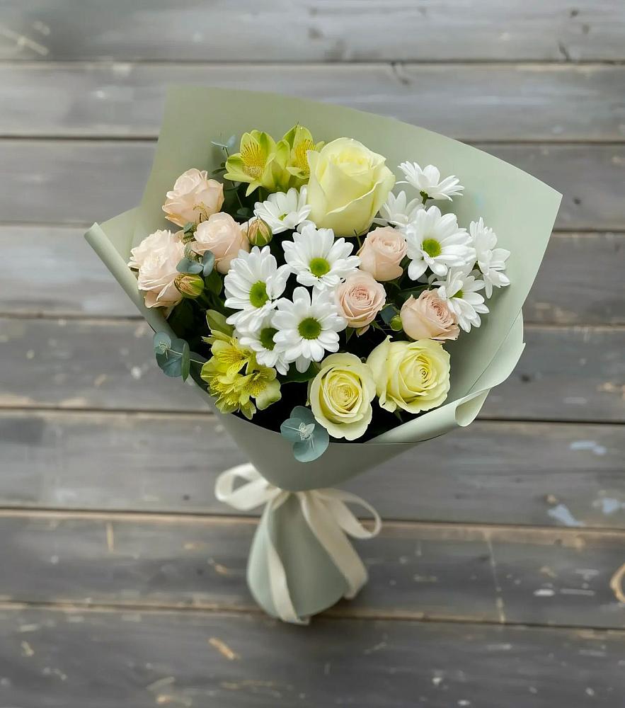Букет цветов из: Альстромерии, Розы и Хризантемы в Арсеньеве