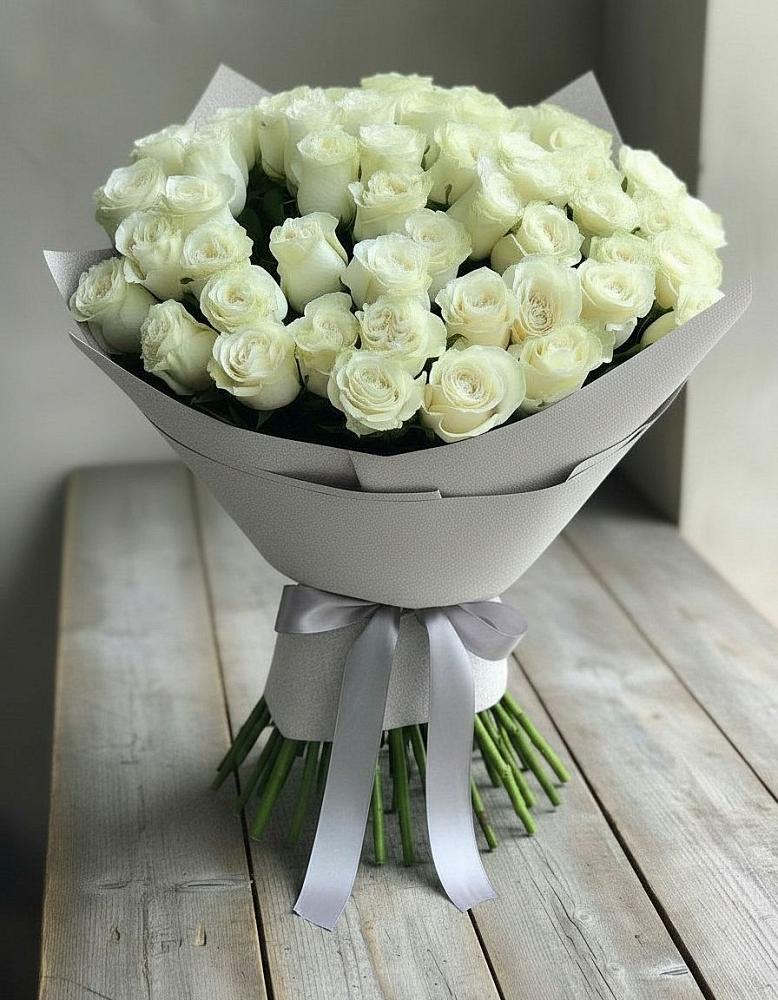 Букет 35 Белых роз в Арсеньеве
