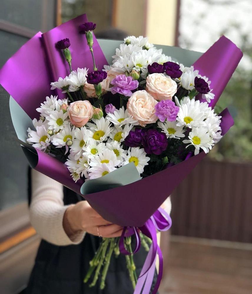 Букет цветов из: Хризантемы, Гвоздики и Розы в Арсеньеве