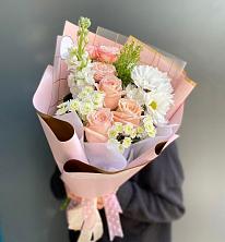 Букет цветов из:  Хризантемы и Розы в Арсеньеве