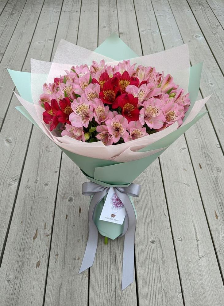 Букет цветов из: Альстромерии в Арсеньеве