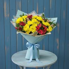 Букет цветов из:  Альстромерии и Хризантемы в Арсеньеве