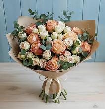 Букет цветов из:  Альстромерии и Розы в Арсеньеве